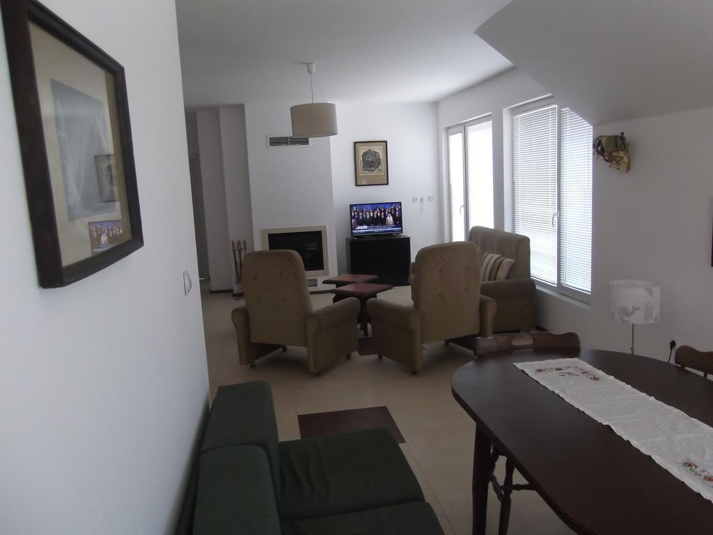 Apartment Sredna Gora Burgas Екстер'єр фото